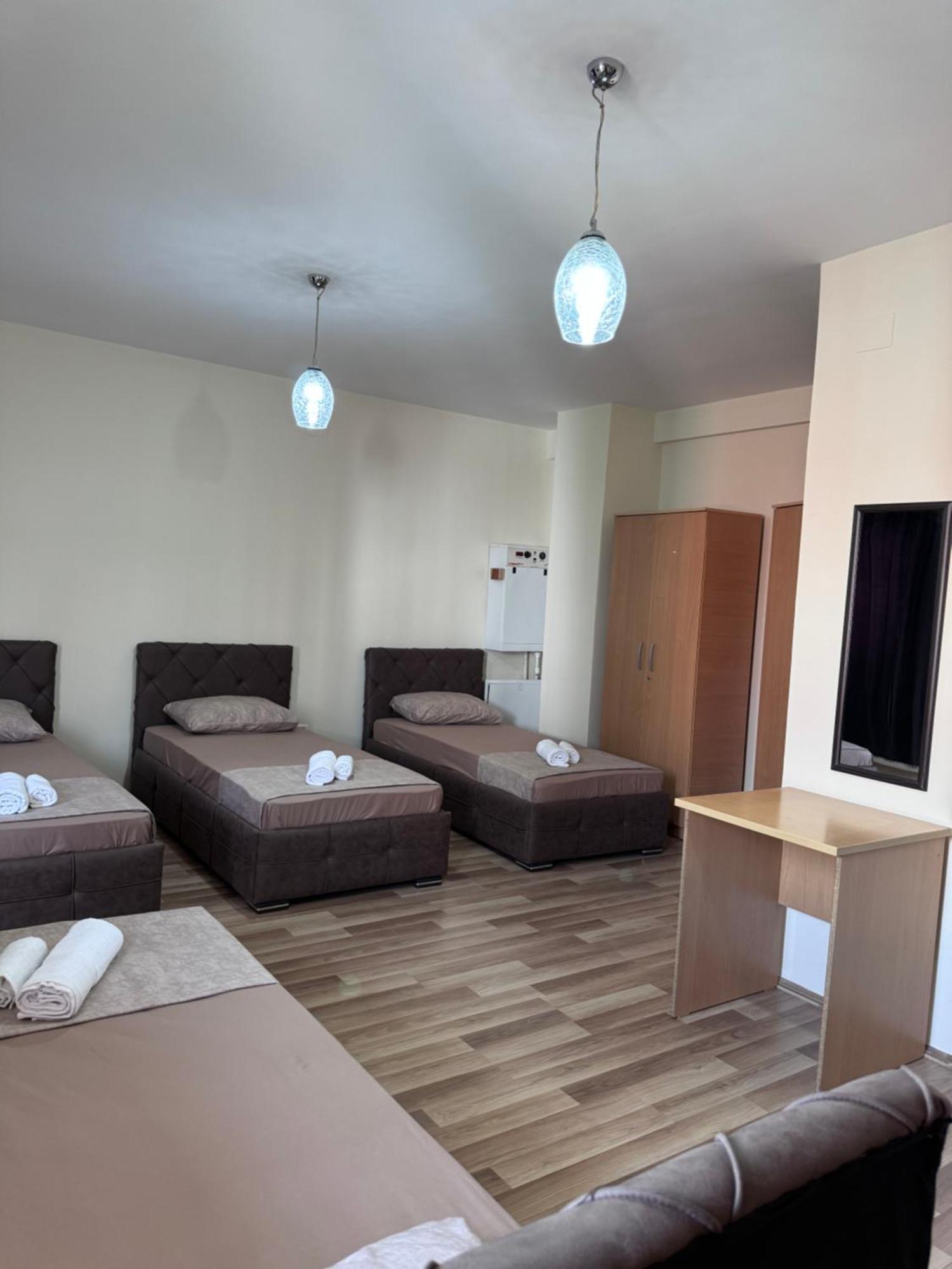 Hotel Balkan Üsküp Dış mekan fotoğraf